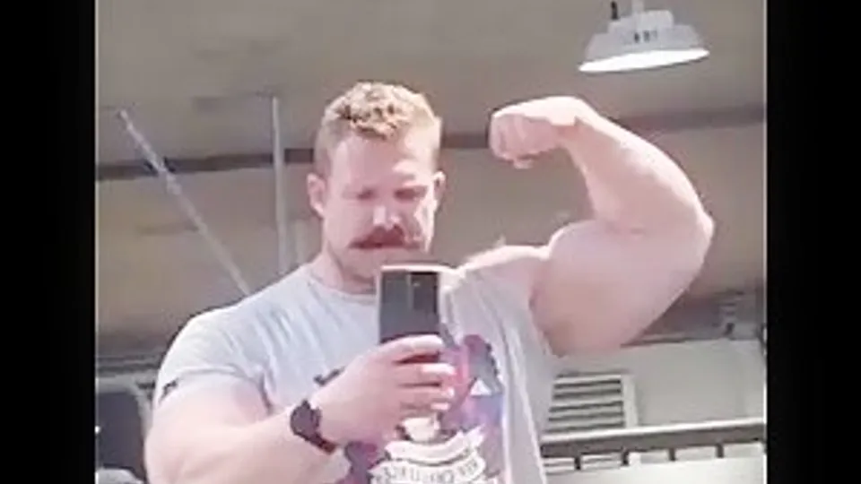 BIGMUSCLE DADDY