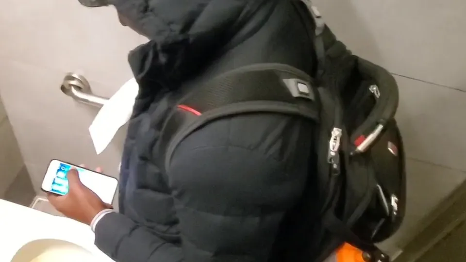 Black boy caught on spycam - ThisVid.com