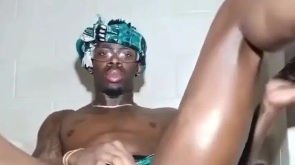 Black boy jerking cums