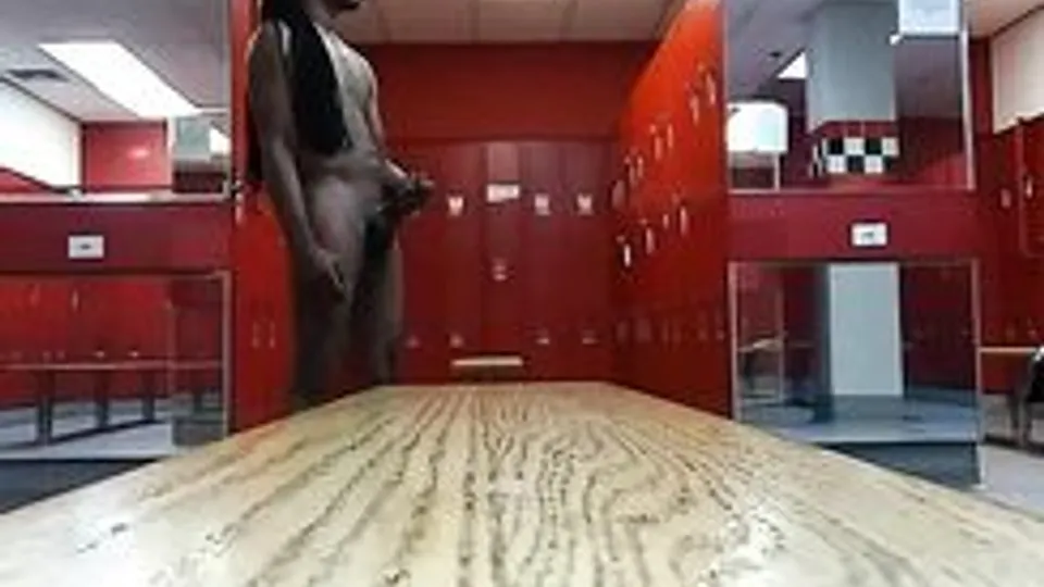 [Black cock] [194] Quick nutt gym locker room