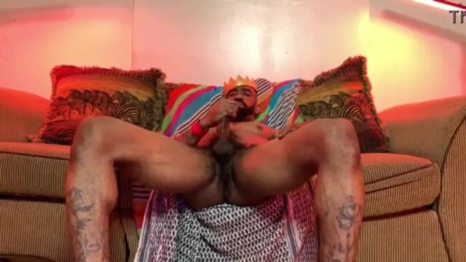 Black King Pt 2 - ThisVid.com
