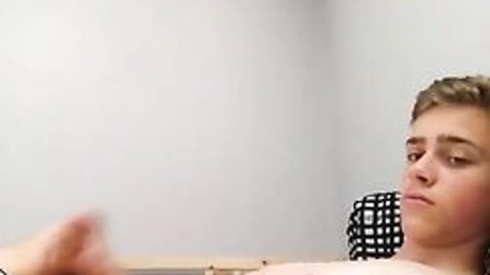 Blond Canadian boy showing nude body as he jerks off on webcam