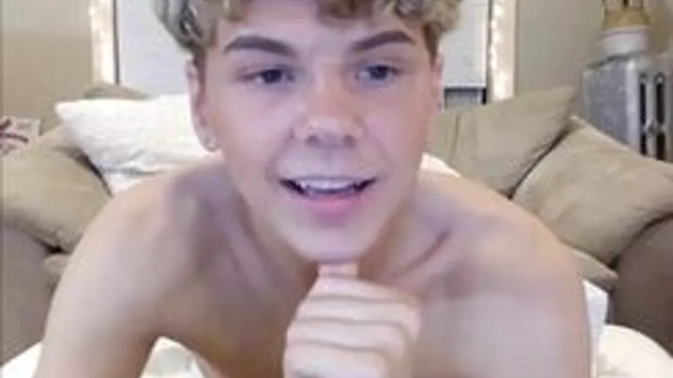 blond curly-haired hotty cummer