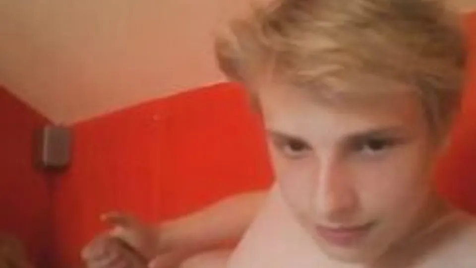 Blond german Minecraft player Jürgen