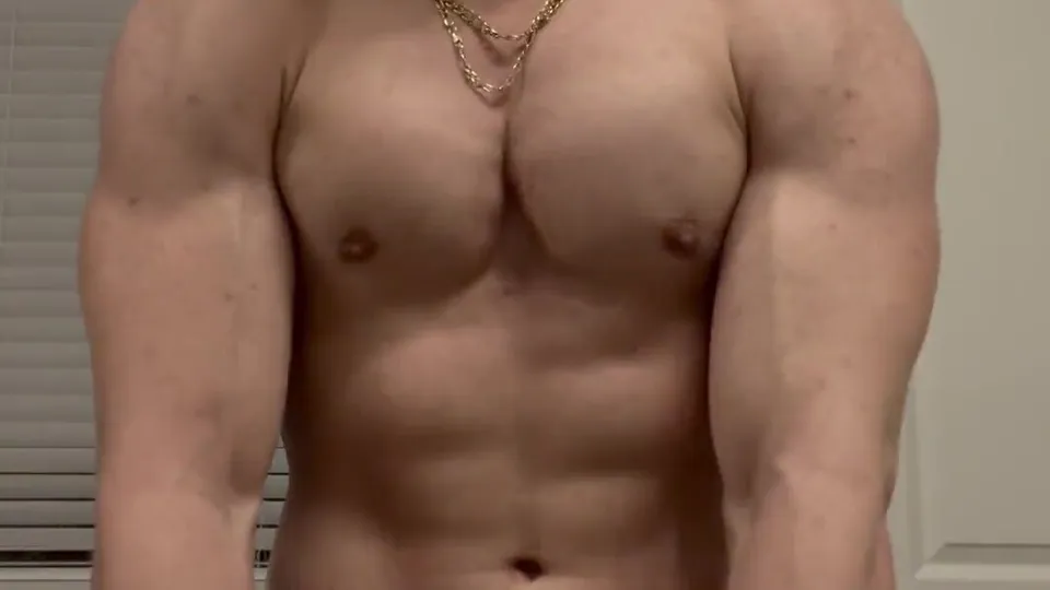 Blonde Jock Flexing - ThisVid.com