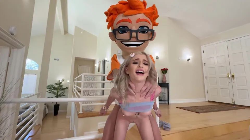 Blonde teen burglar Emma Rose begs for big dick creampie and gets it