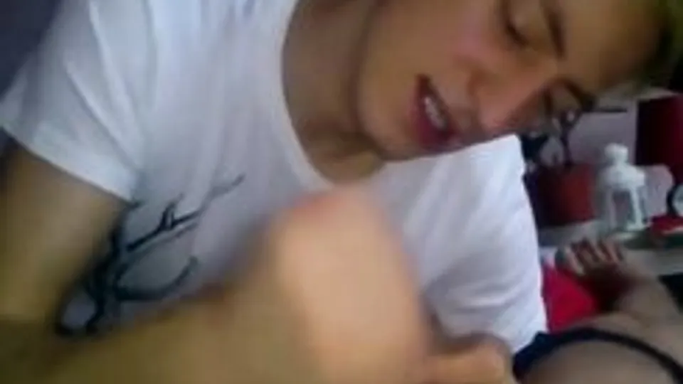 Blonde Twink Handjob His Friend Cum