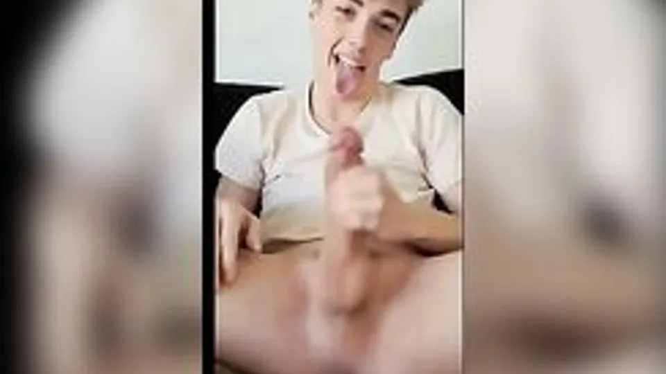 Blondie self sucking