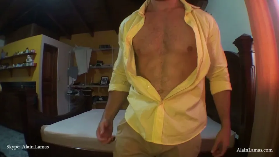 BodyBuilder Strokes Cock