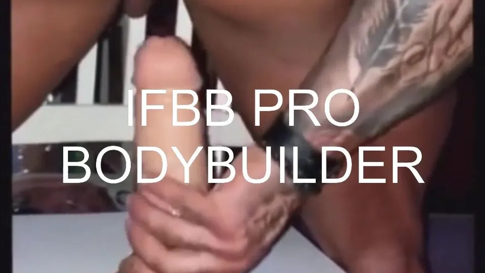 Bodybuilder Whore - ThisVid.com