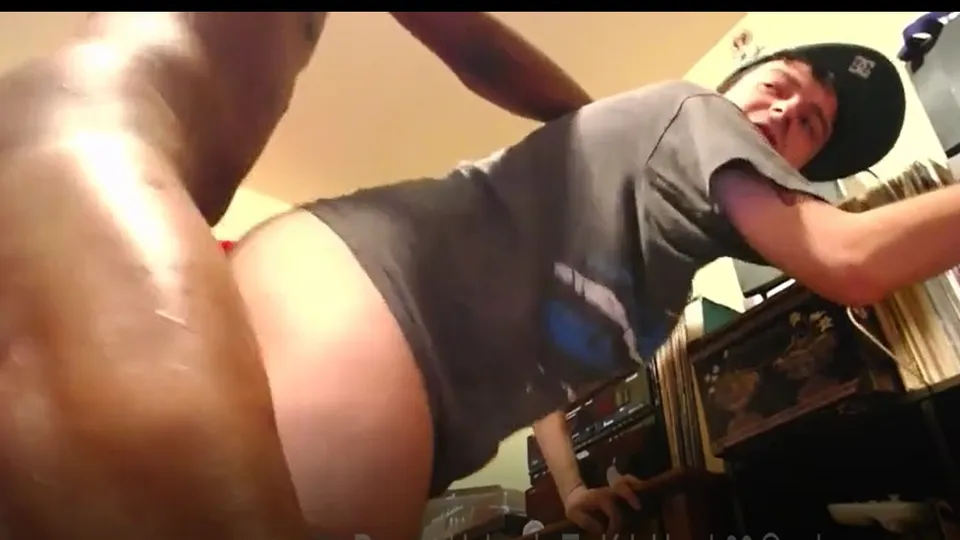 Bottom white master with top black slave - ThisVid.com