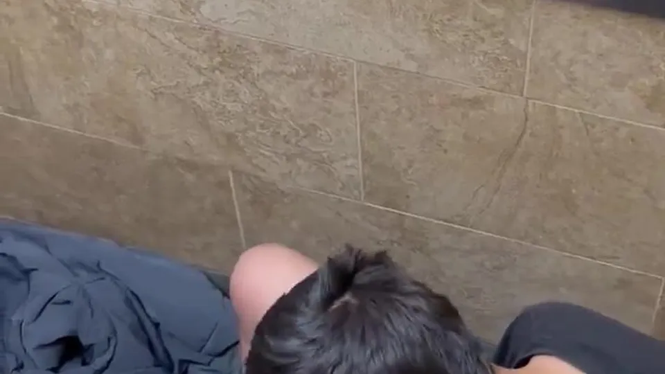 Boy spied sucking himself in stall - ThisVid.com