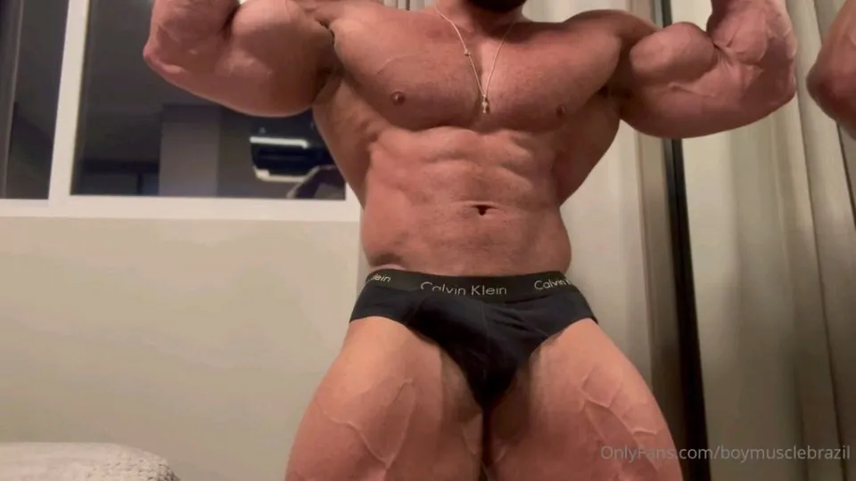 Boymusclebrazil Close Up Muscle Flex With Boner