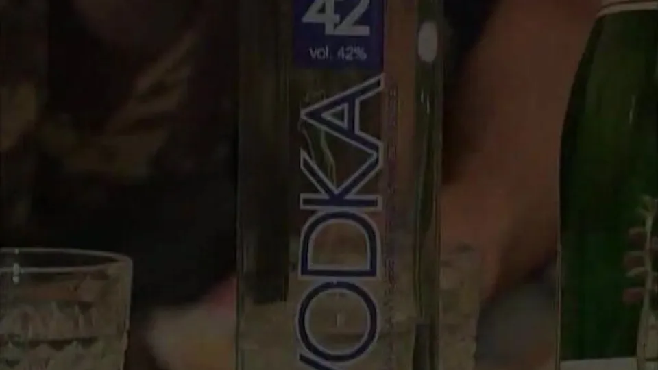 Blond Boys in Bareback Gay Action