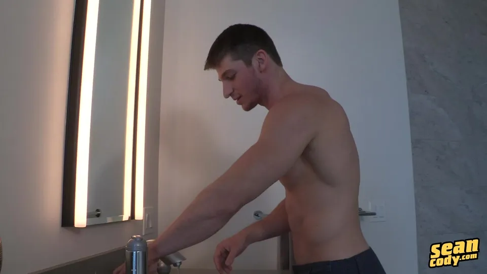 Brady's Solo Masturbation Showcase