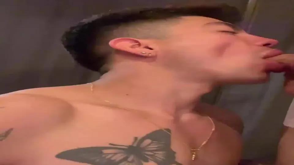 BrandoArjona Nude Leaks Gay Porn Charming Muscular Gym Jock Sexy Fuck With Twinks, Athletic Twinks Bareback Amateur Fuck (5).mp4