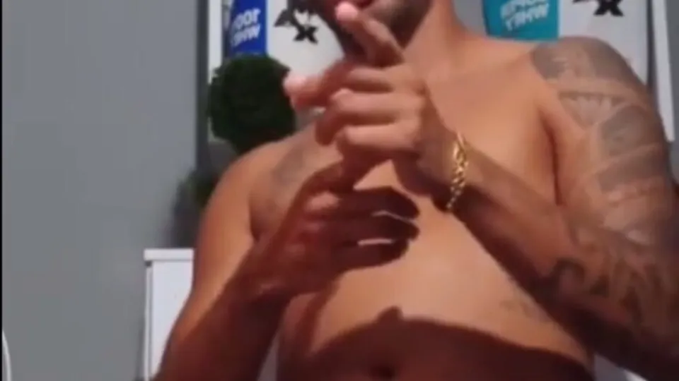 Brazilian Pirocudo dancin’ - ThisVid.com