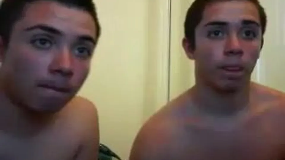 Brazilian Twins Webcam Show