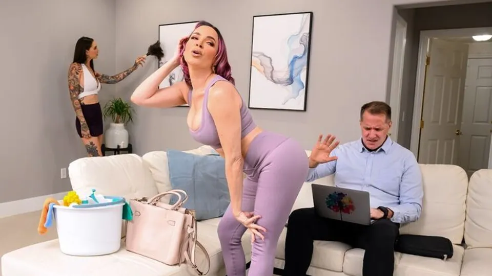 Brazzers - Dana DeArmondMax Fills - MILF Ass-king For It 