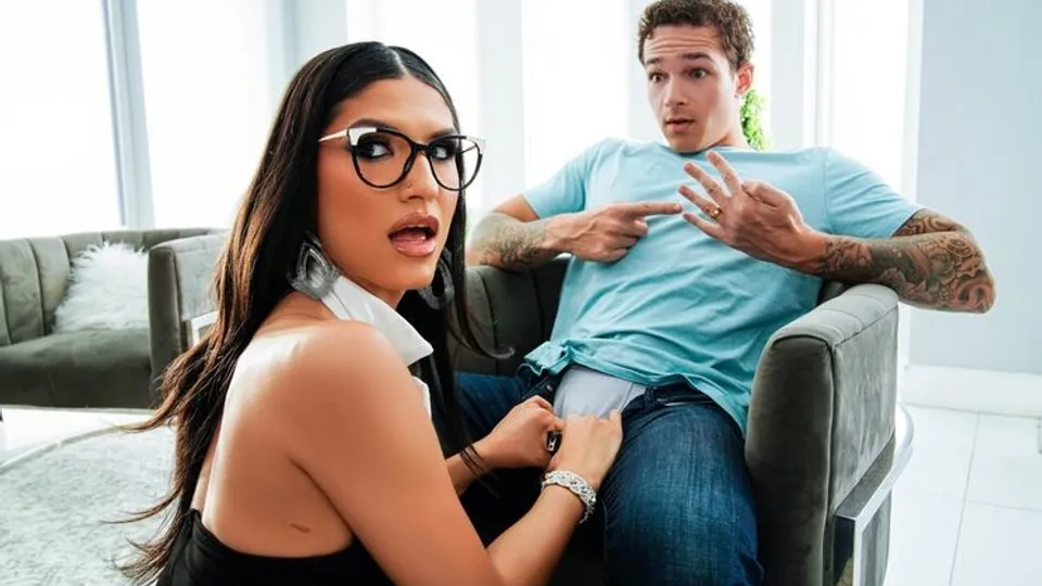 Brazzers - Jayden MarcosZariah Aura - One Night Stand Needs More 