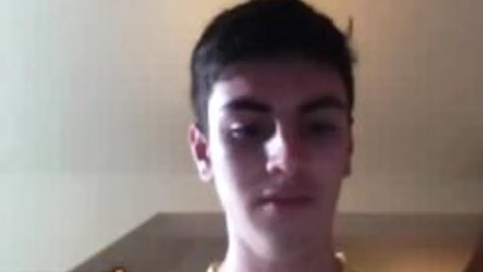 Brit twink fast wank