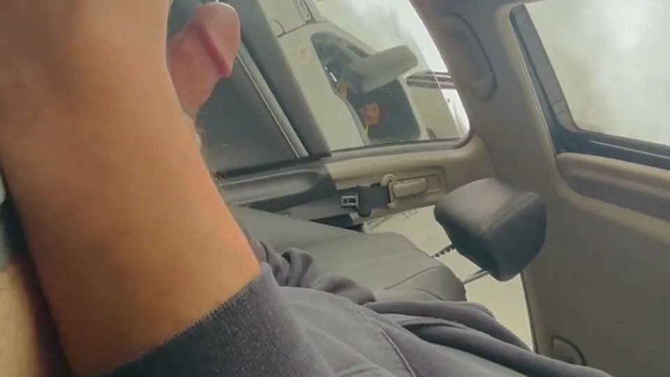 Bro caught and cumming in car - ThisVid.com