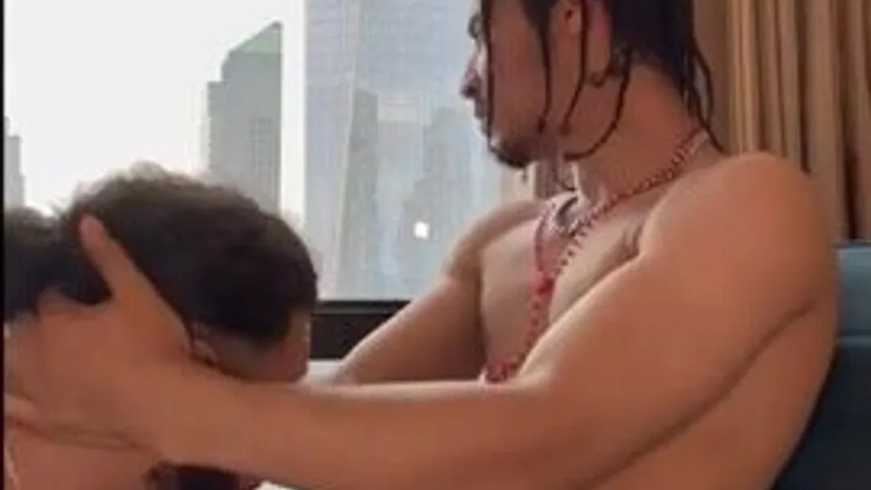 Bro got his cum sucked out - ThisVid.com