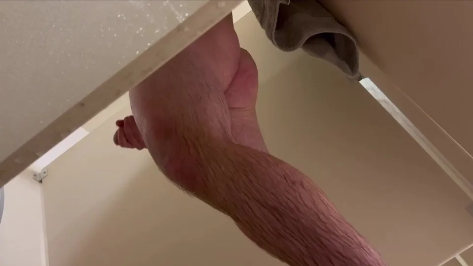 Bro nuts in college dorm showers - ThisVid.com