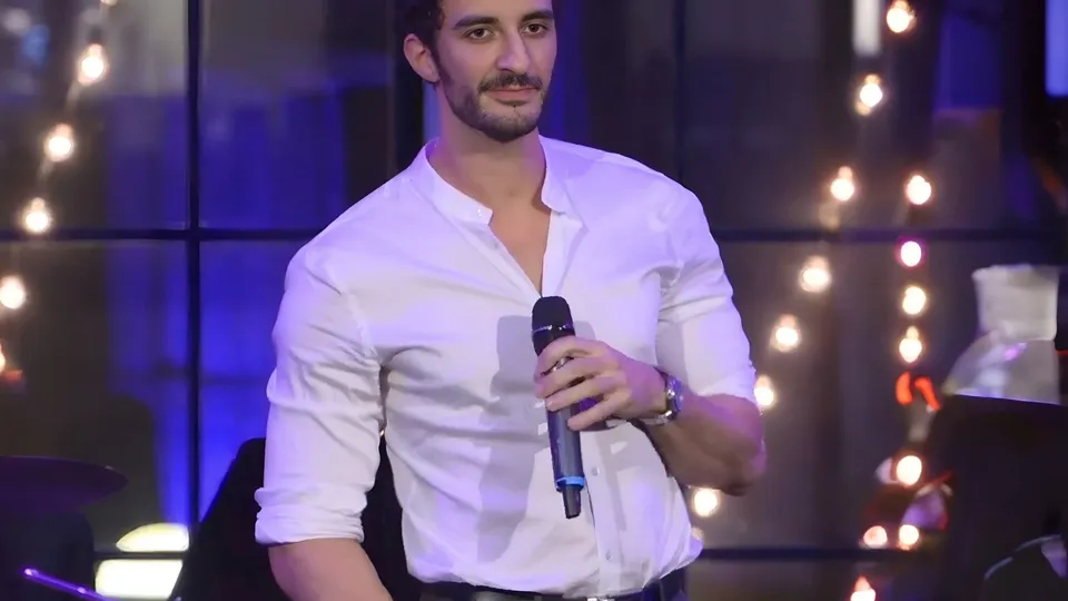 Broadway Actor and Singer's Sex Tapes 2 - ThisVid.com