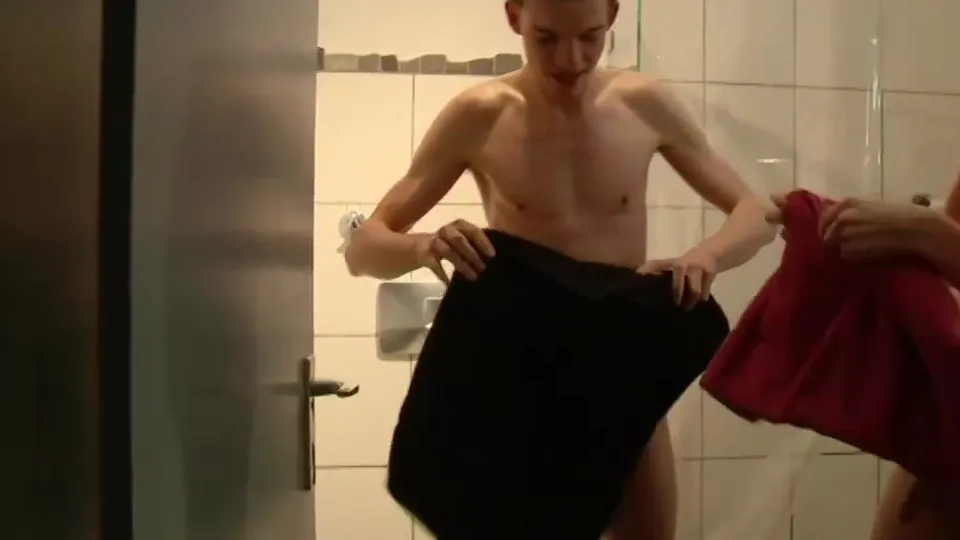 Bromance - video 17 - ThisVid.com