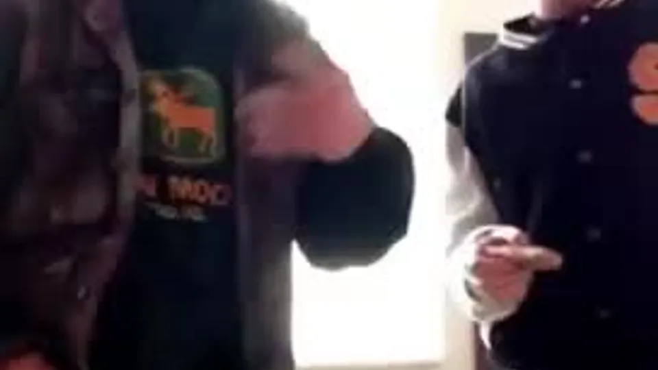 Bros
