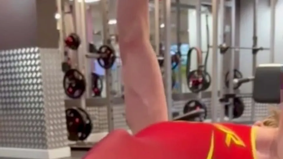 Bulge 667 - ThisVid.com