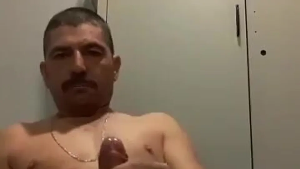 Bushy dad cum - ThisVid.com