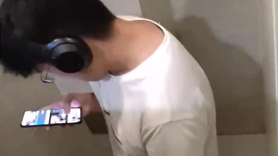 CABIN GUY 1 - ThisVid.com