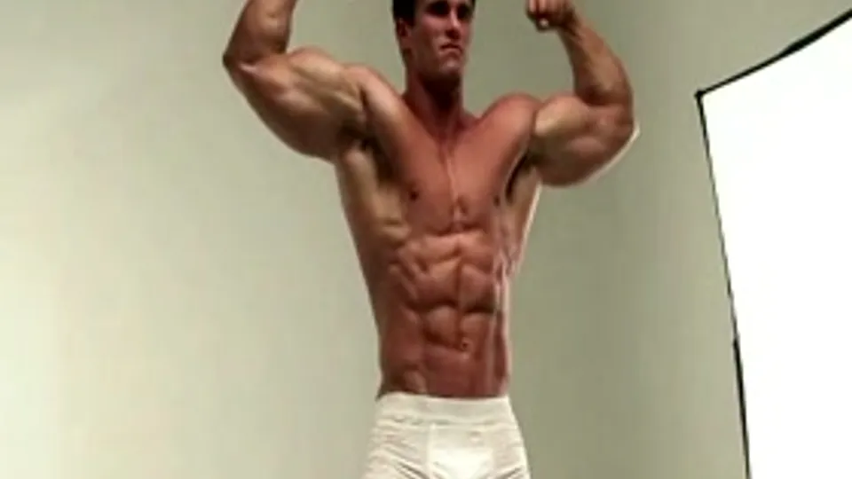 Calum von Moger Studioshoot
