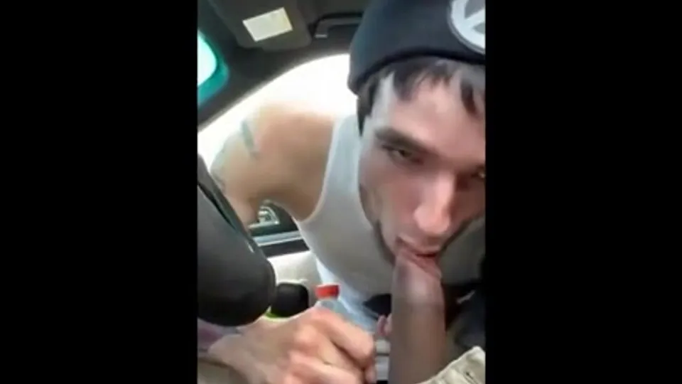 Cam Boy Suck Big Cock in Car - ThisVid.com 中文