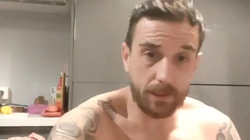 Cam show - video 61 - ThisVid.com