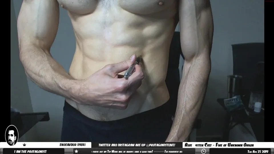 Cam stud showing off - ThisVid.com