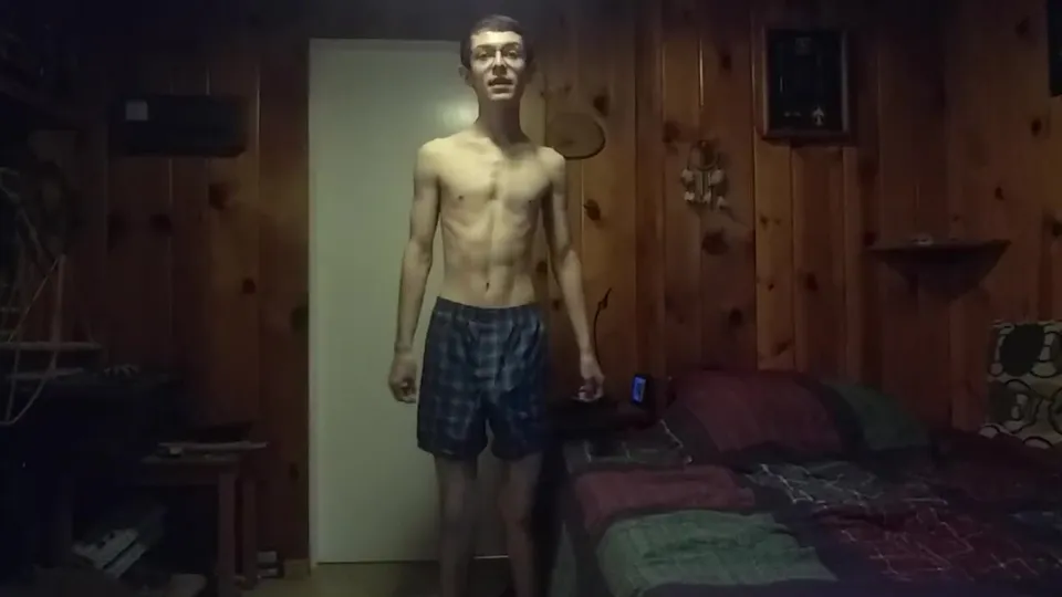 Can’t get enough of this cutie! - ThisVid.com