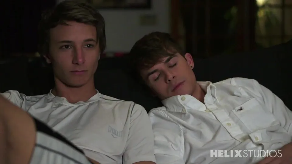 Best Friends' Bareback Ass Play