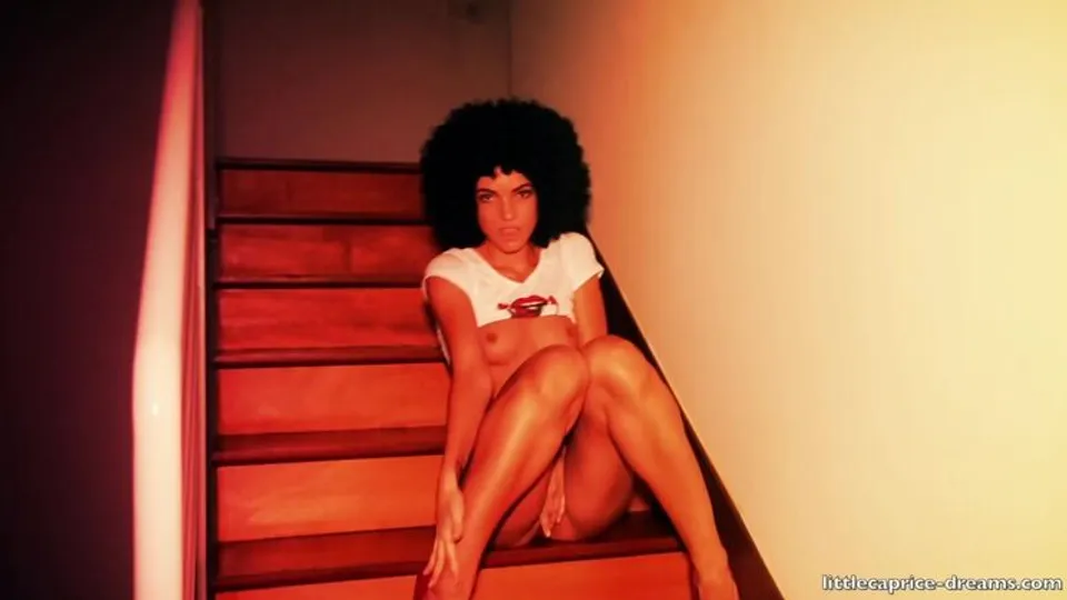 Caprice Divas - Sapphira - CAPRICE DIVAS - Funky Sapphira 