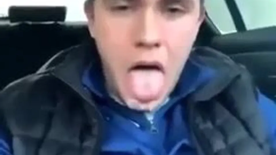 Car jacking off