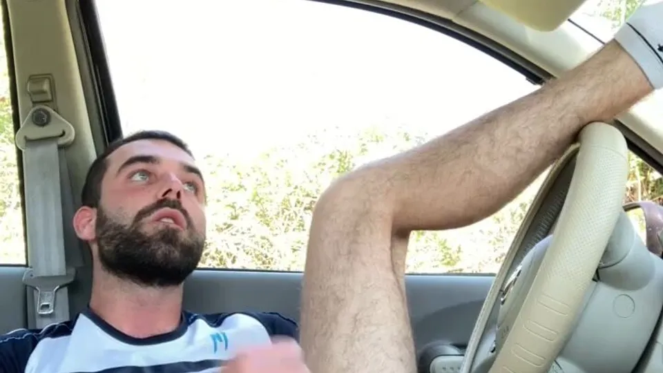 CAR PLAY - ThisVid.com