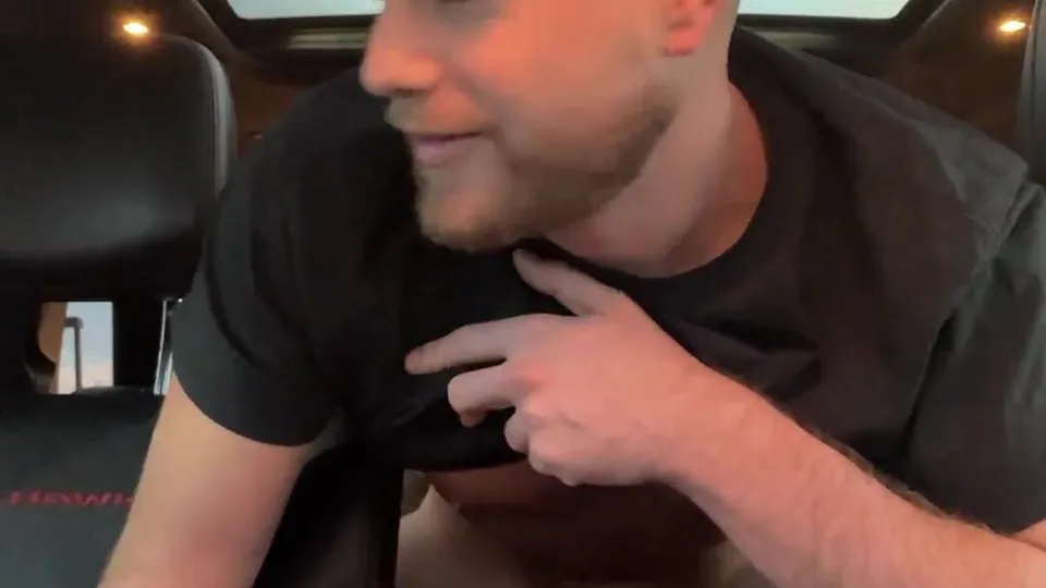 Car verbal handjob and rimming - ThisVid.com