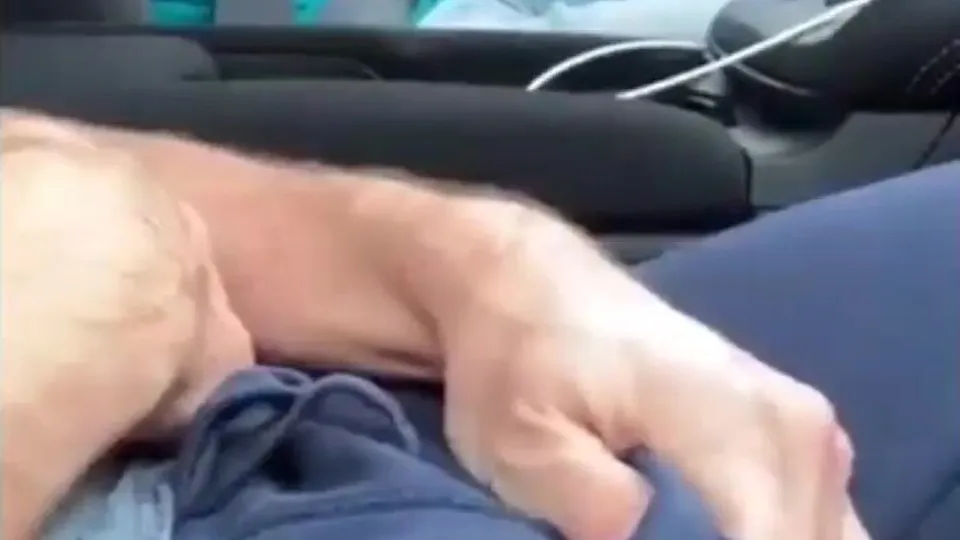 Car wank - video 47 - ThisVid.com