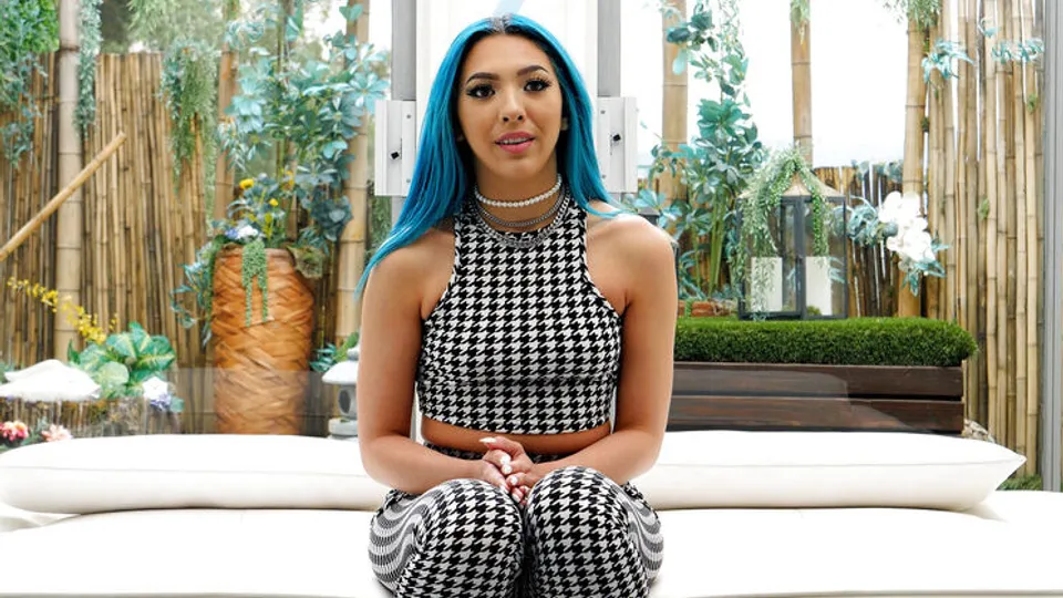 Casting Couch HD - Beverly - Beverlys Audition 