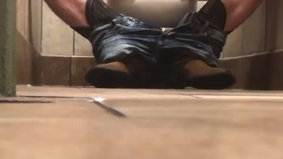 Caught 3 - video 8 - ThisVid.com