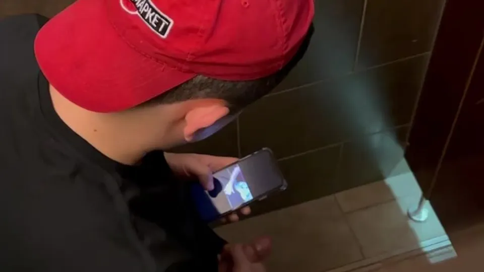 Caught boy - ThisVid.com