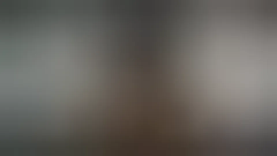 جدة تكتشف حفيدها يت Masturbates وتقدم المساعدة