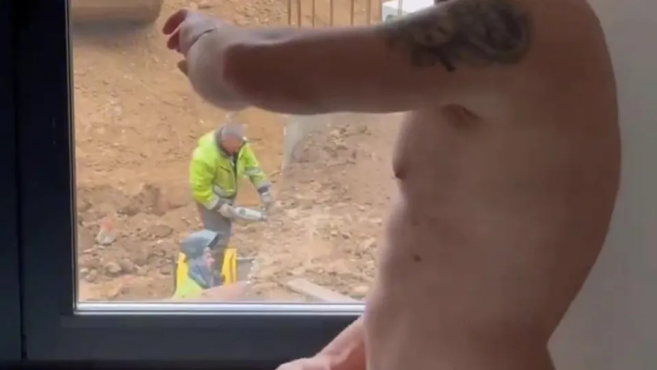 Caught jerking off - video 42 - ThisVid.com